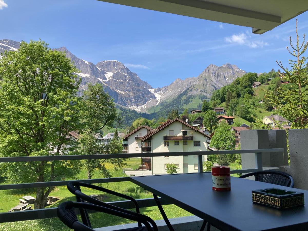 Spirit Apartments - Balkon - Bergsicht - Parkplatz Engelberg Dış mekan fotoğraf